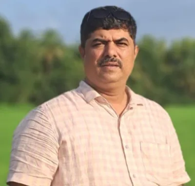 PRAKASH  M